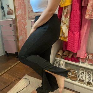 Ribbed Flair Leggings